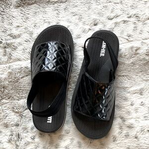 NWOB - LUK*EES by MUK LUKS. Size 8.